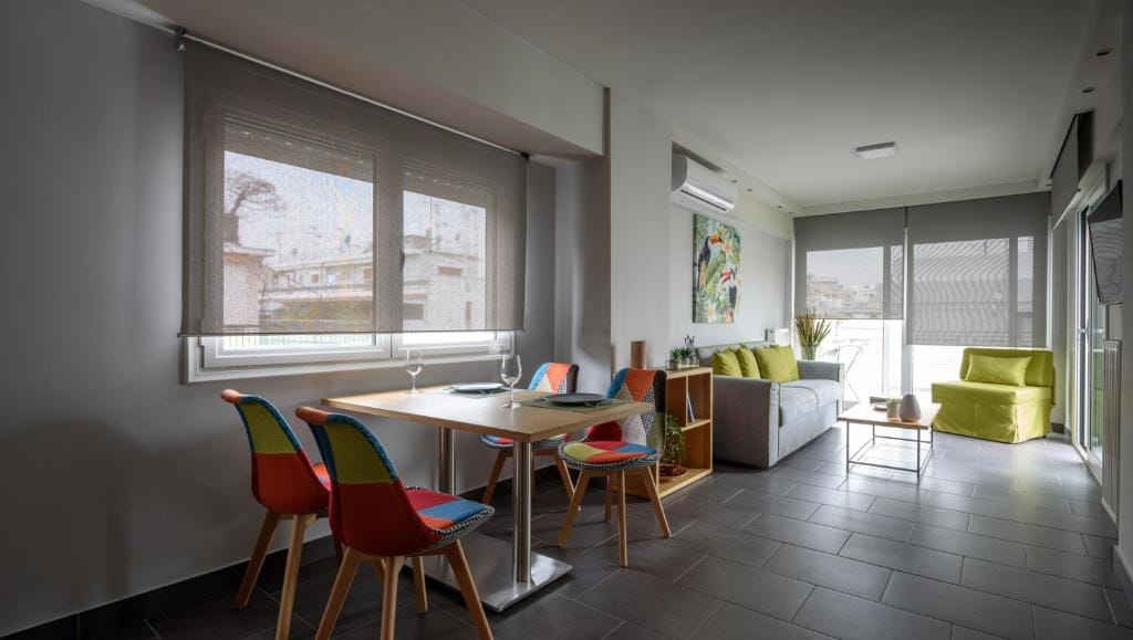 12 Keys Athens Apartments — 3