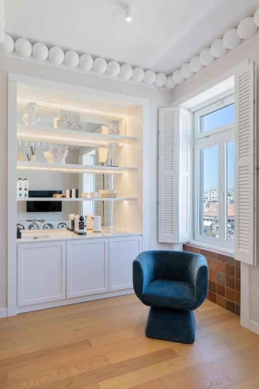 Agora Suites — 4