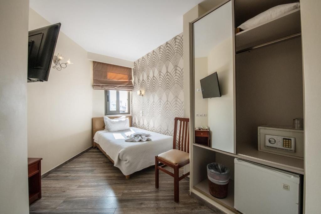 Athens Golden City Hotel — 4