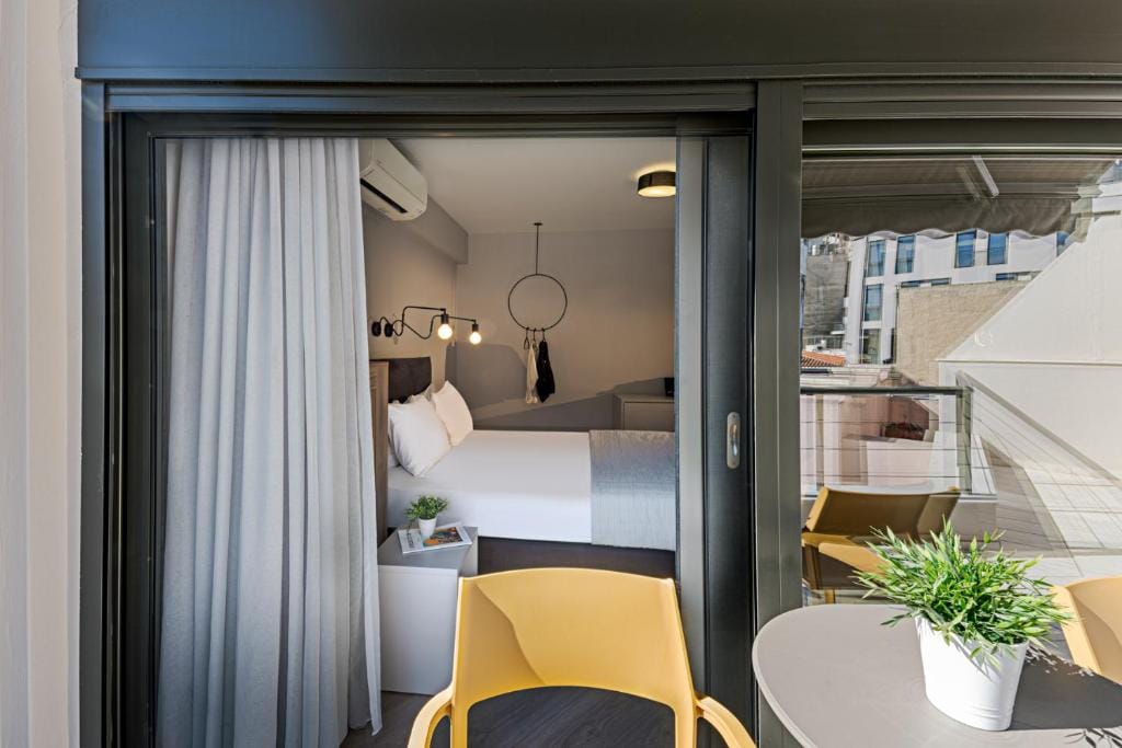 BED in Athens — 3