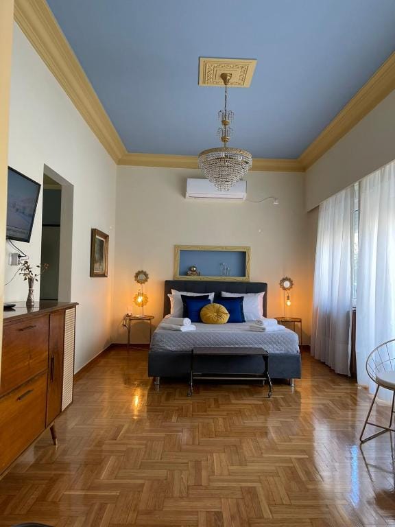 BMV APARTMENTS — 2