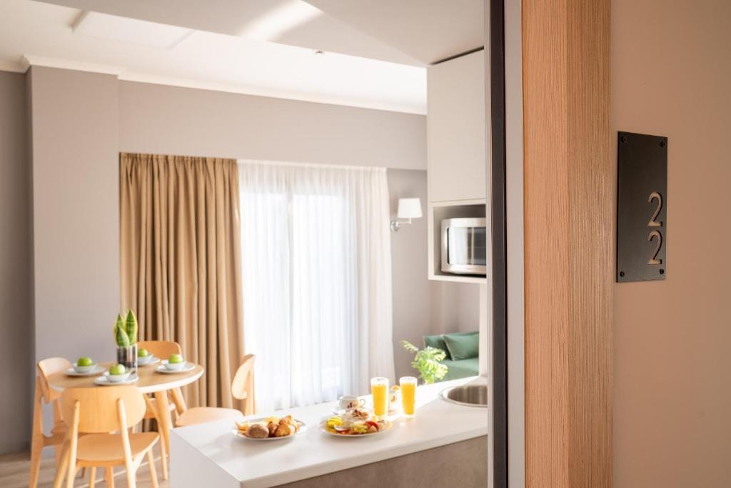 Chroma Fashion Rooms & Apartments — 5