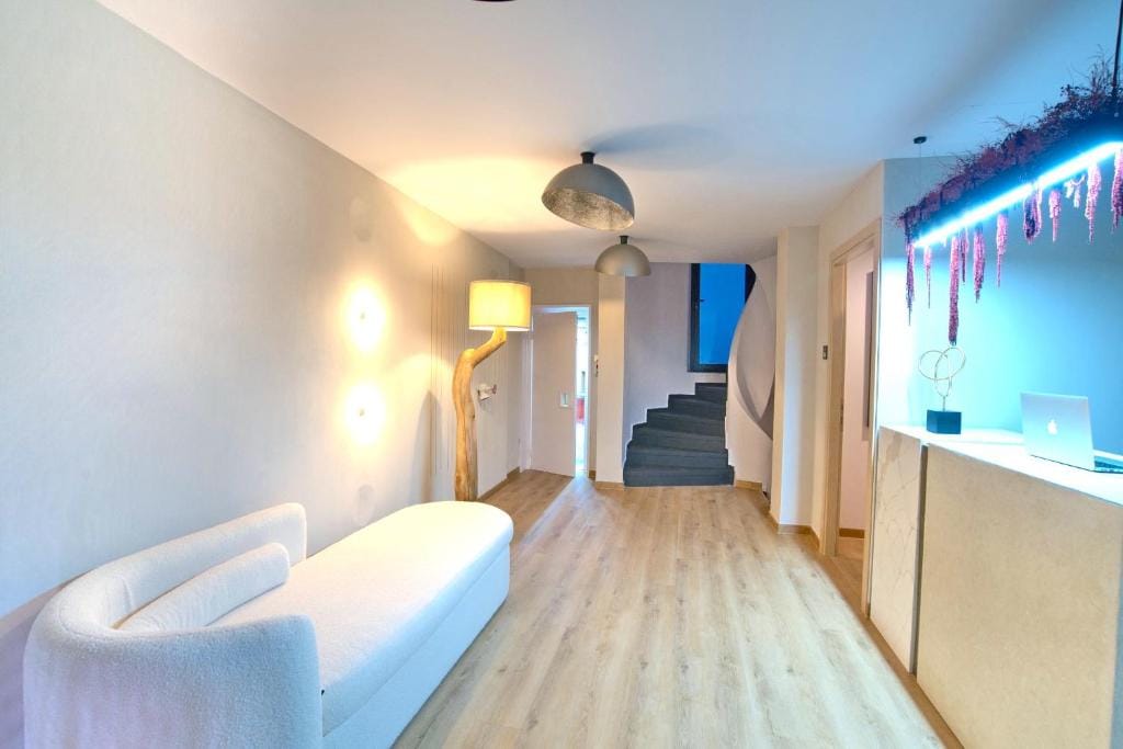 CITYLUXE Suites & Rooms — 4