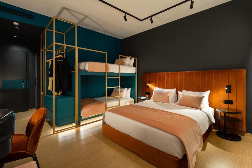 COLORS Hotel Athens — 5