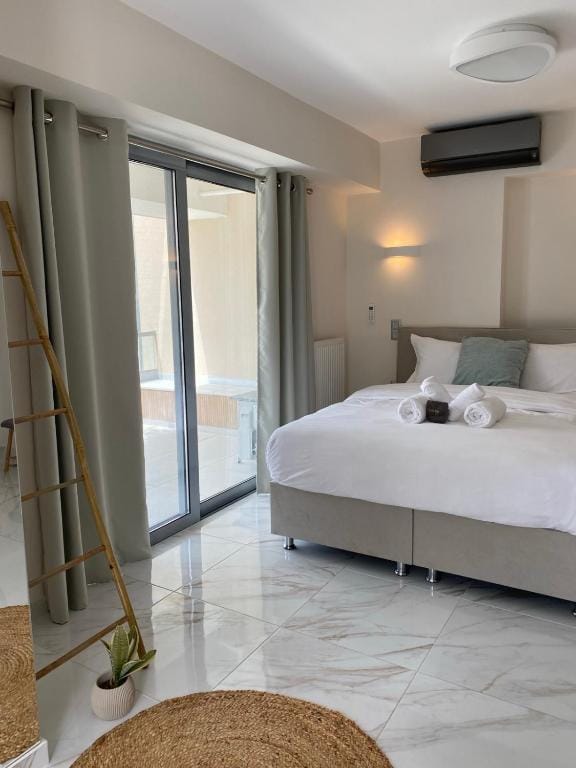 Cottage Boutique Apartments Athens — 3