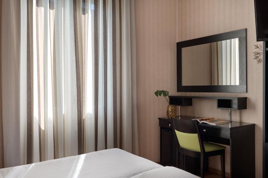 Delphi Art Hotel by Prima Hotels — 2