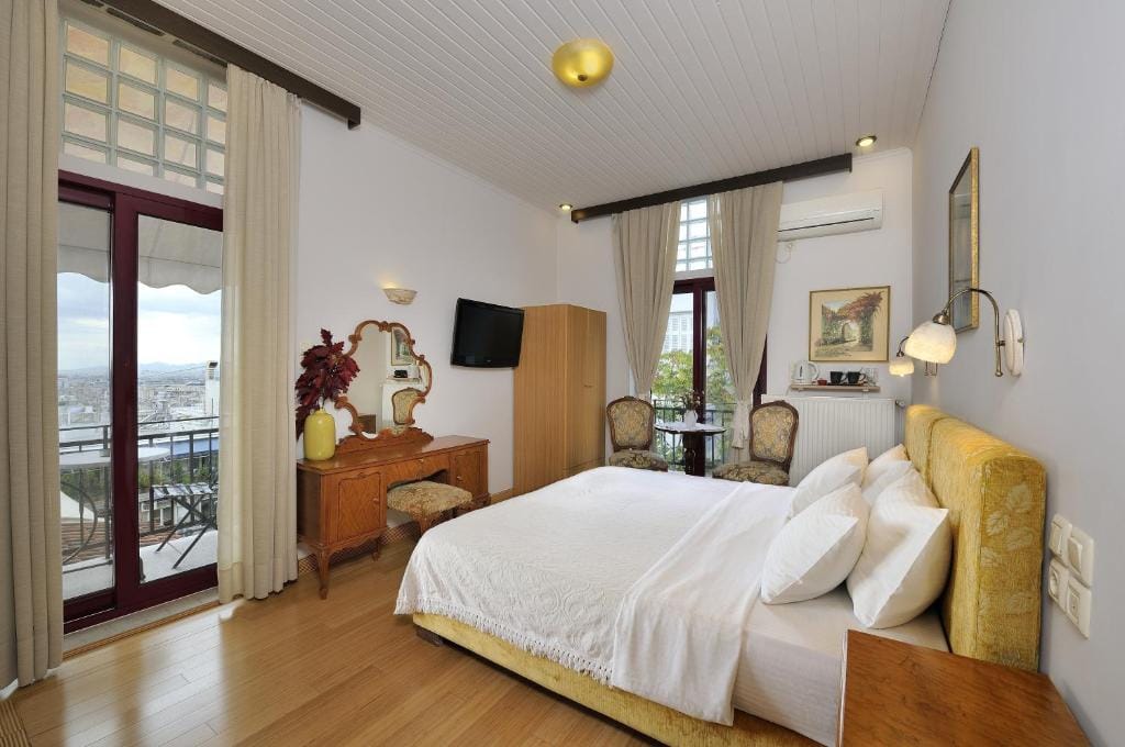 Dryades & Orion Hotel — 2