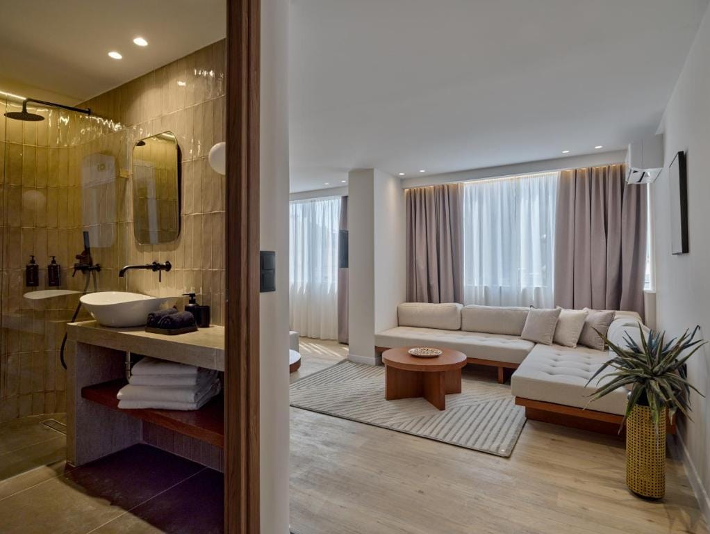 Haya Athens Loftie Suites — 3