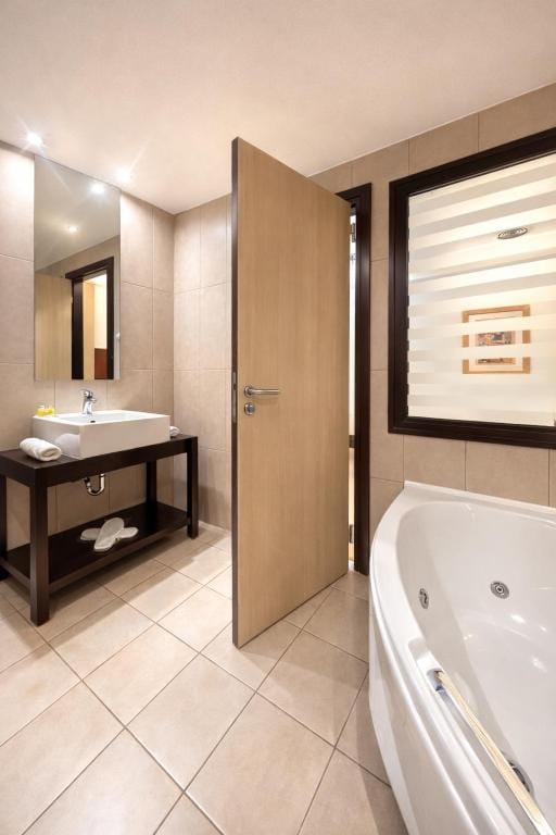 INOH Athens Hotel — 3