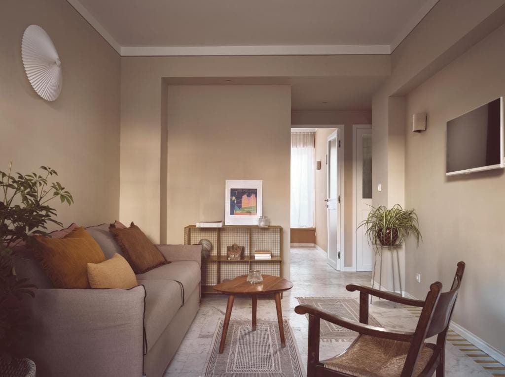 Melpomeni House — 5