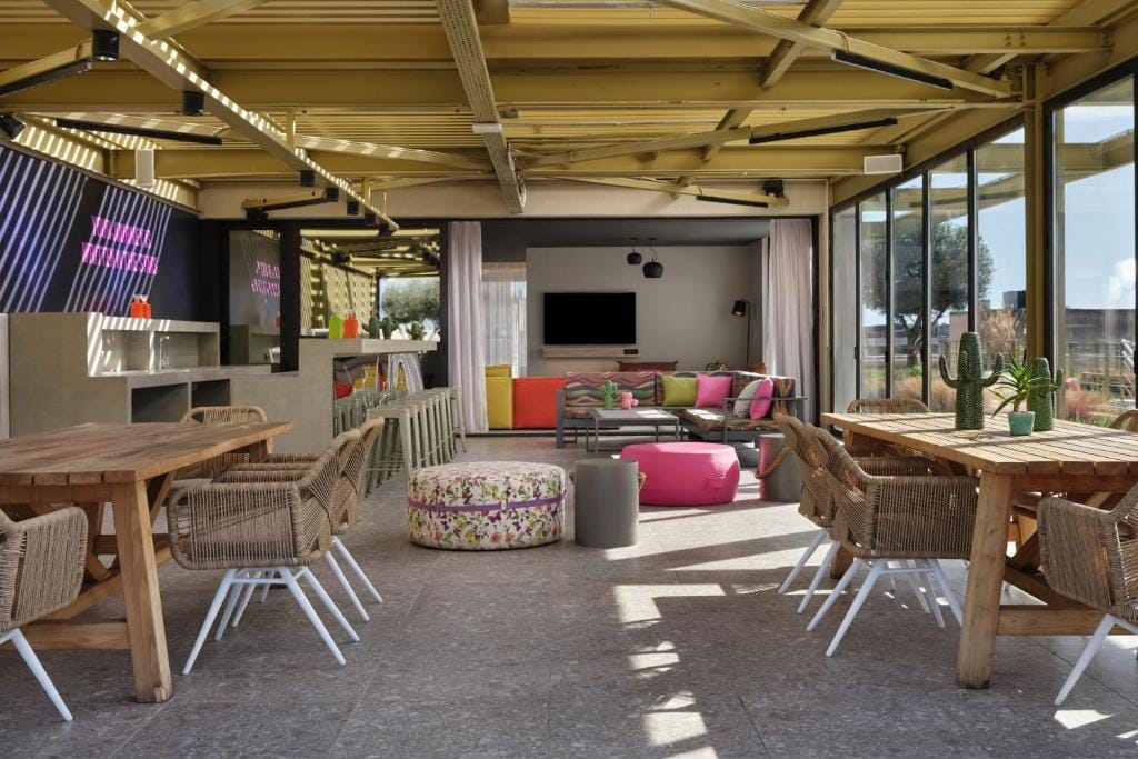 Moxy Athens City — 4