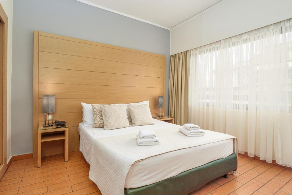 Parnon Hotel — 1