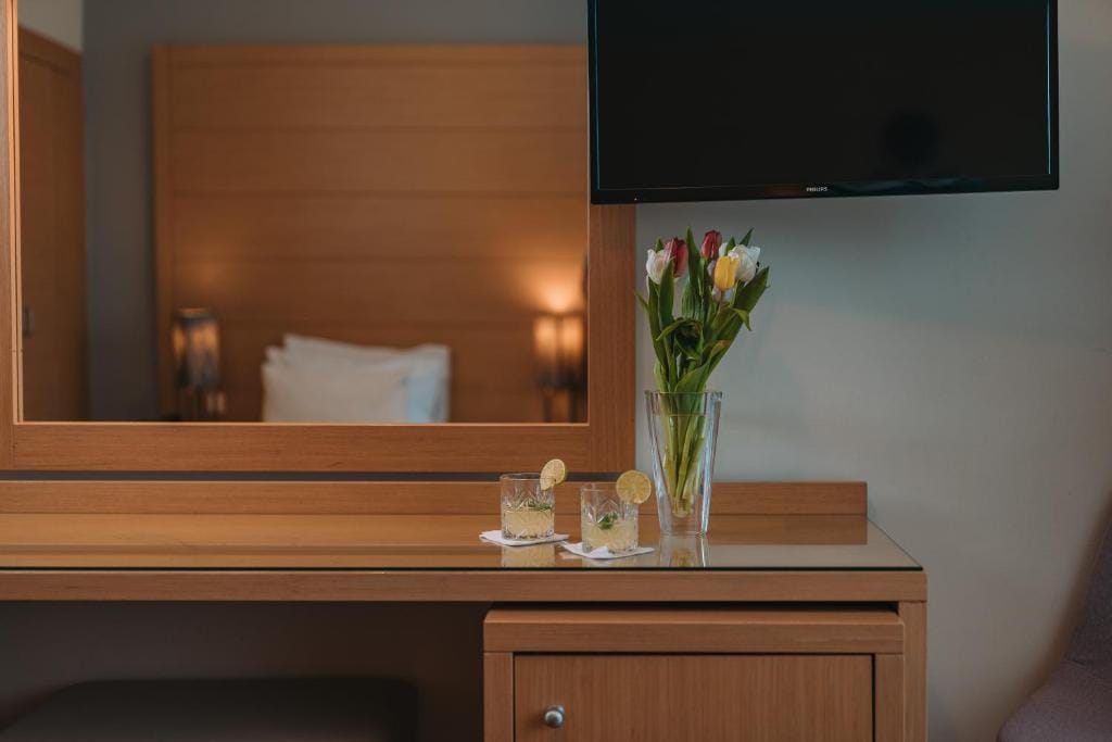 Parnon Hotel — 5