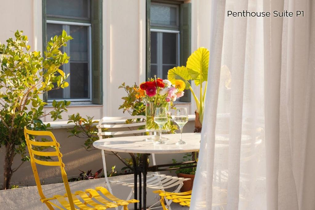 The Marble Suites, PLAKA — 4