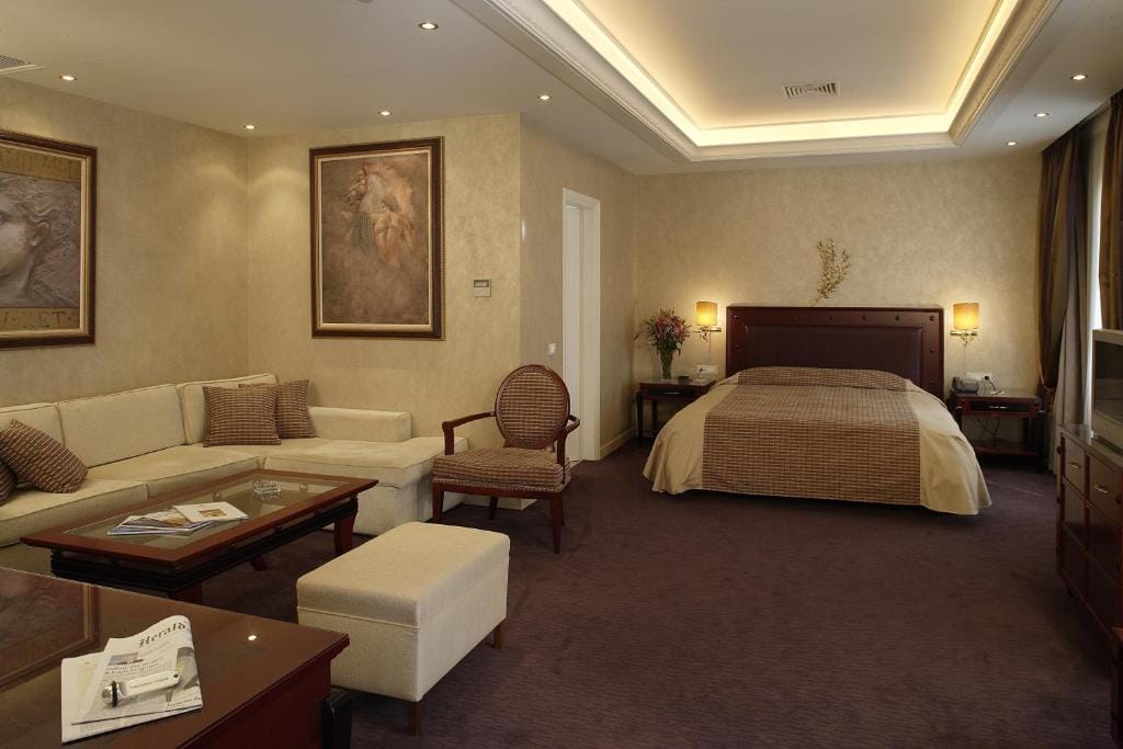 Theoxenia House Hotel — 2