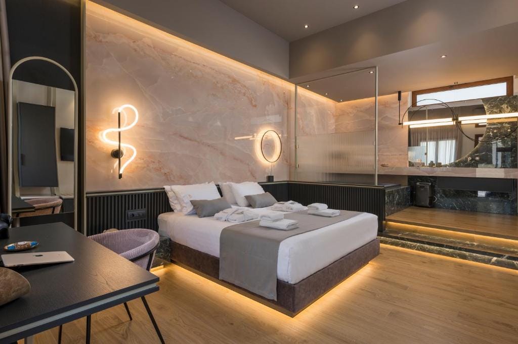 Agave Suites — 3