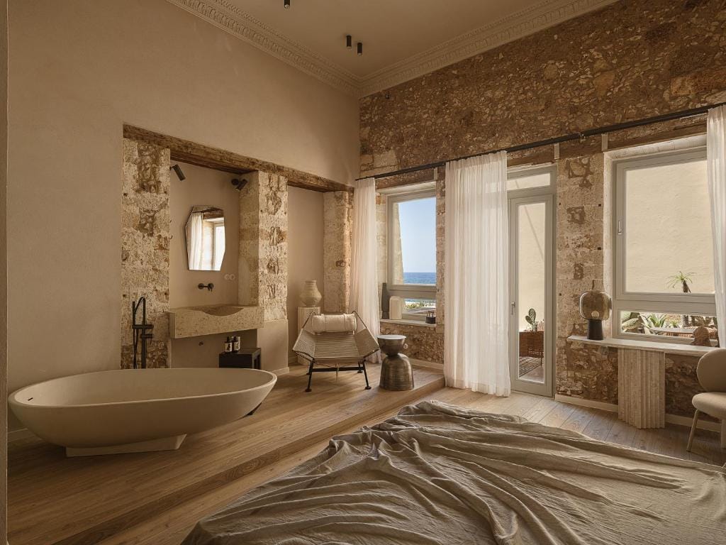 Aisha Hotel — 2
