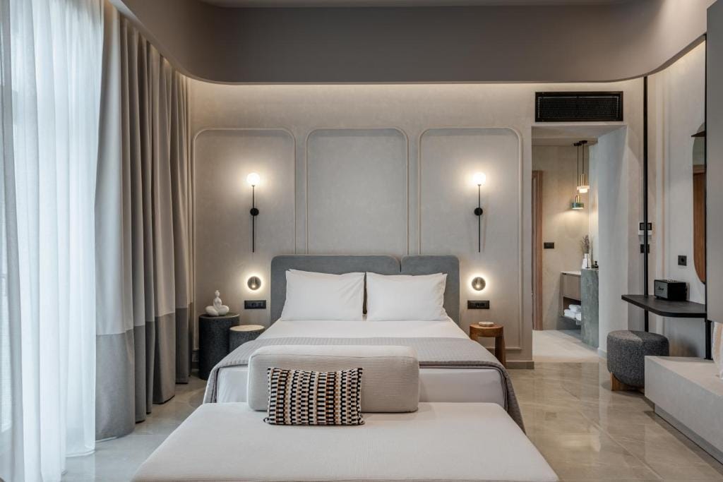 Amara Luxury Suites With Private Hot Tub — 1