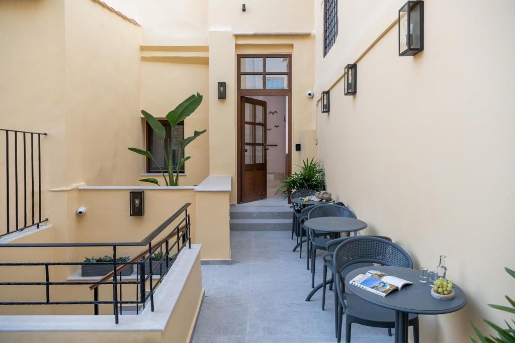 Camere Maritima — 2