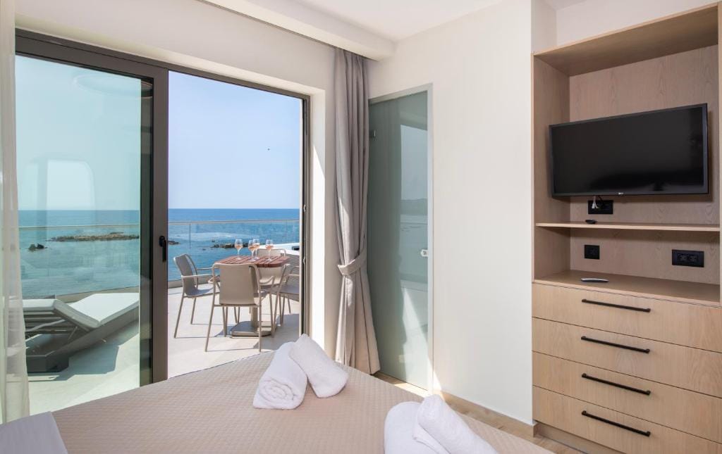 EdgeWater Beach Hotel — 3