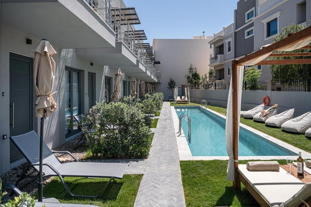 NEK Suites - Adults Only — 4