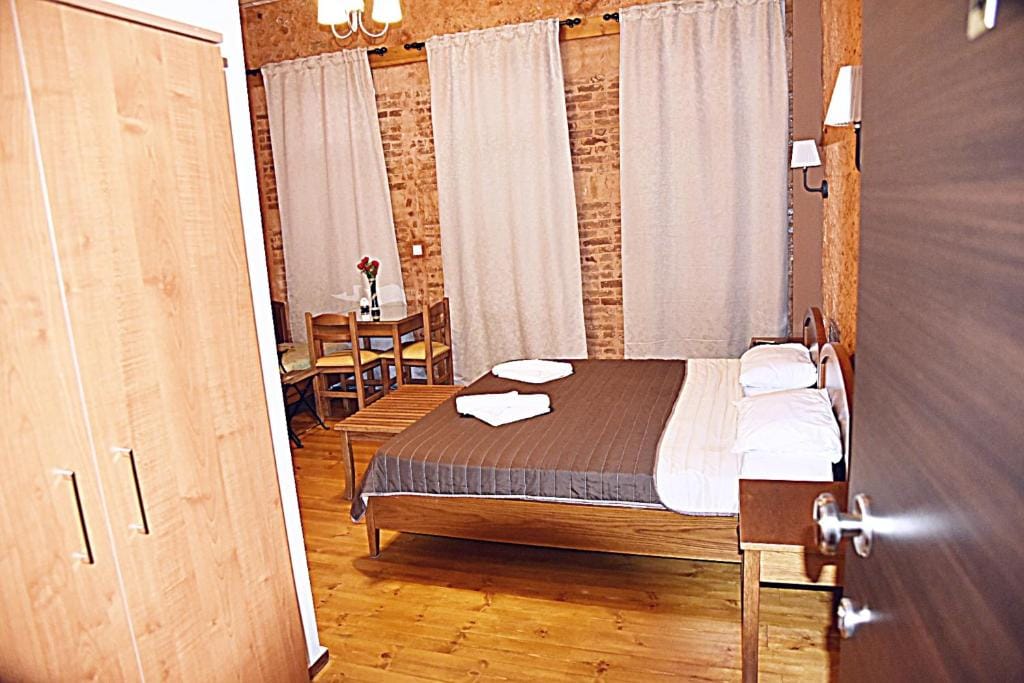 Santrivani Rooms — 2