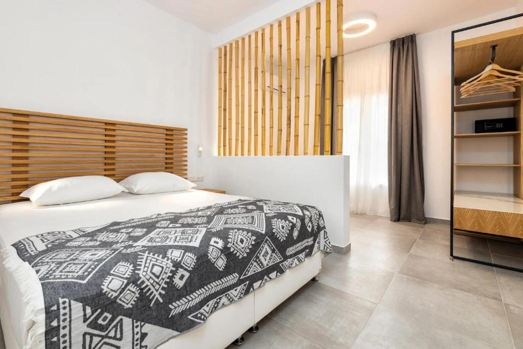 Golden Beach Hotel — 3
