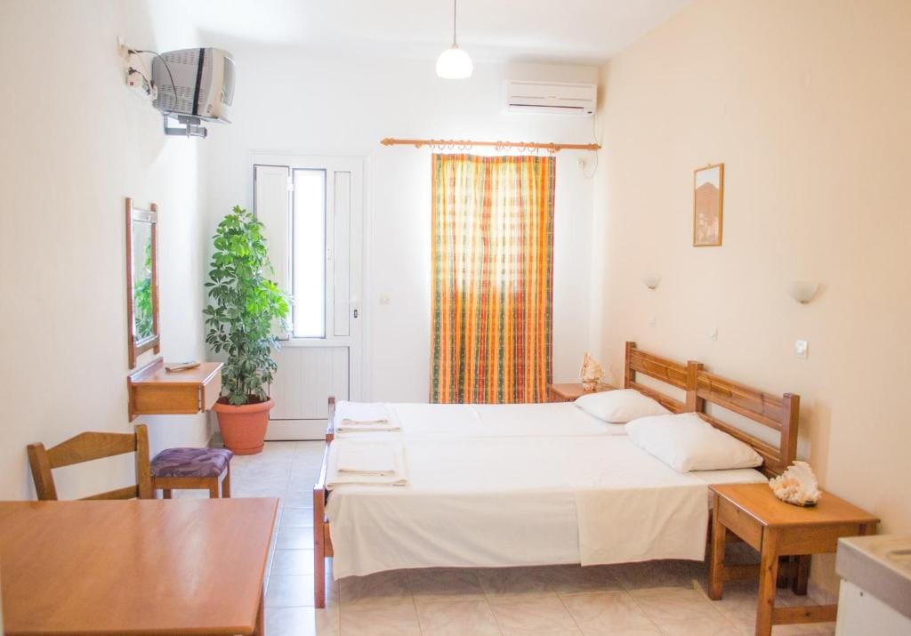 Dorana Apartments & Trekking Hotel — 2