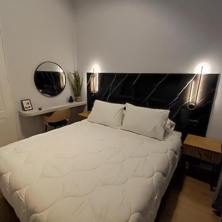 Byzantium Suite in the centre of Hermoupolis — 2