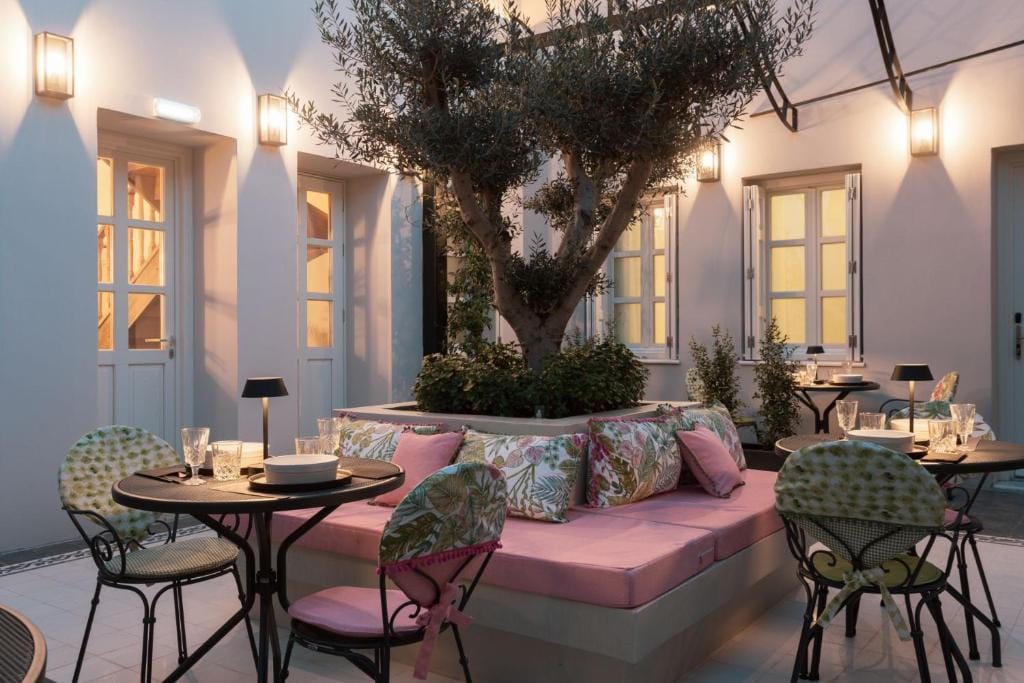 Castro Hotel Syros — 5