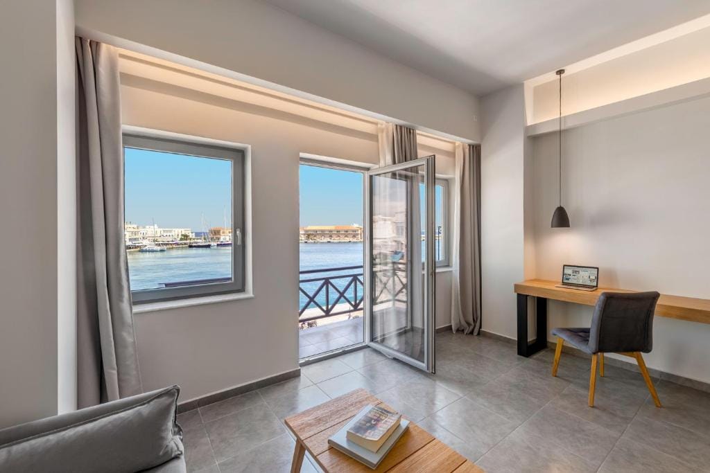 Naves Suites — 3