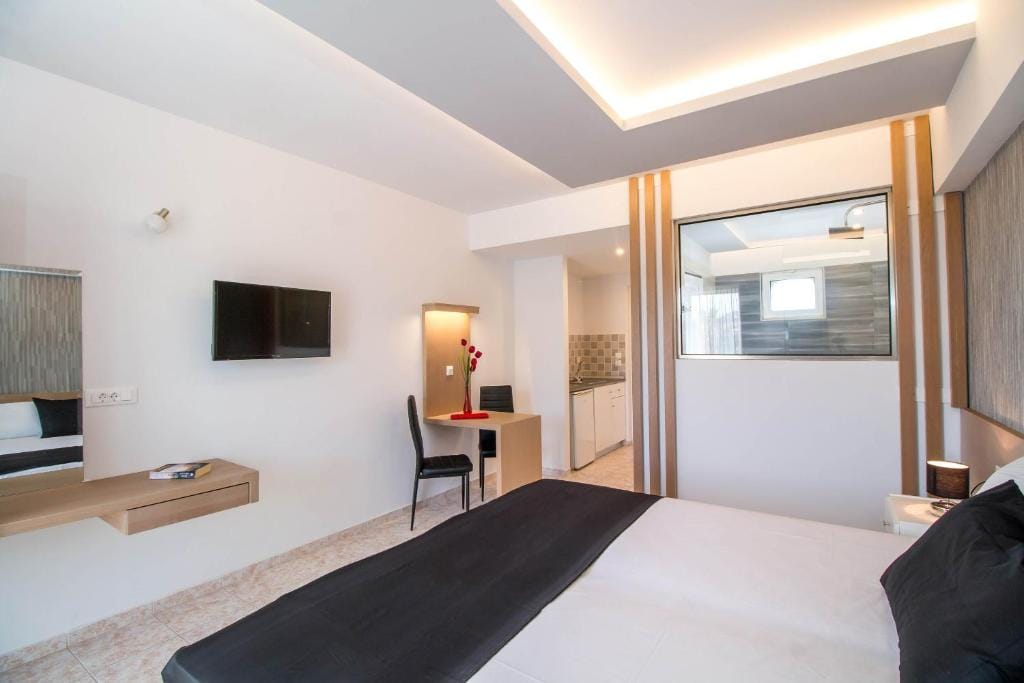 CasaStavris - Aparts & Pool Suites — 5
