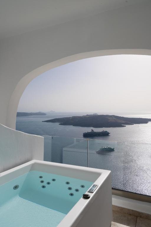 Asha Luxury Suites — 3
