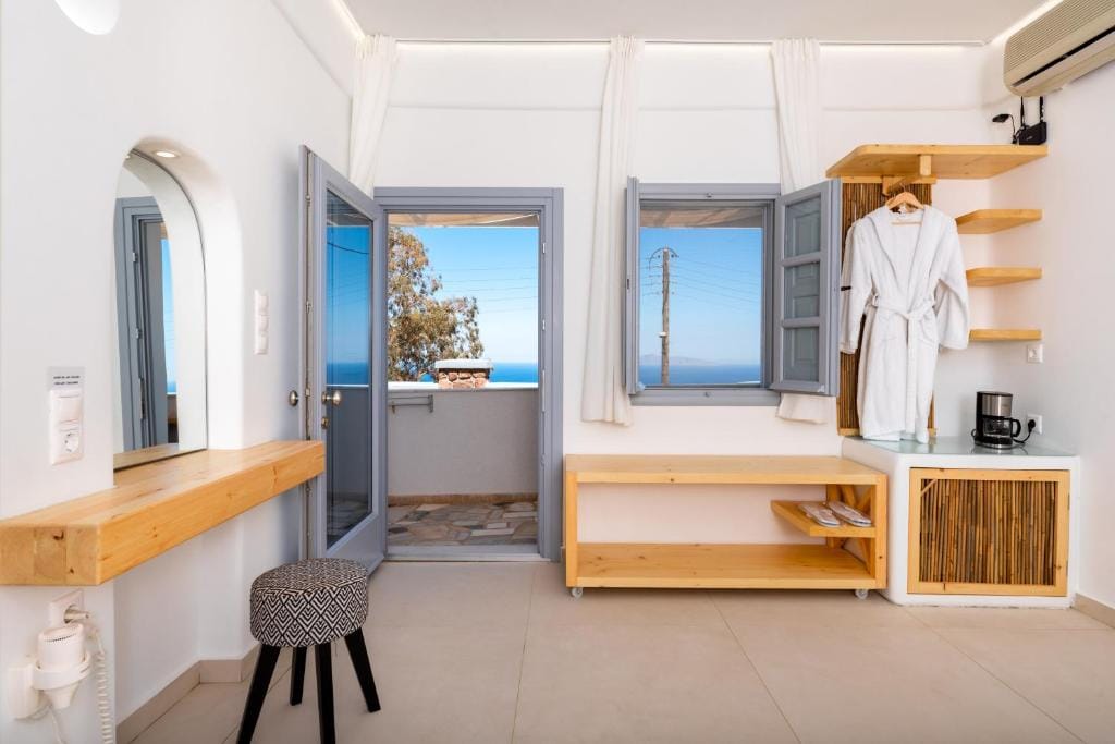 Hotel Thira — 2