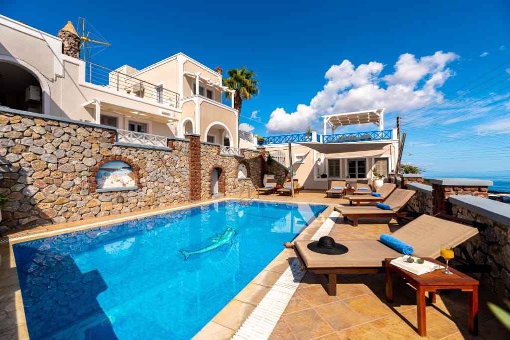 Hotel Thira — 4
