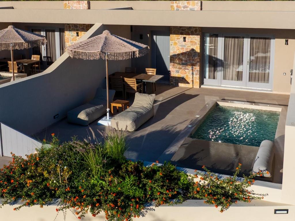 Illusion Suites — 5