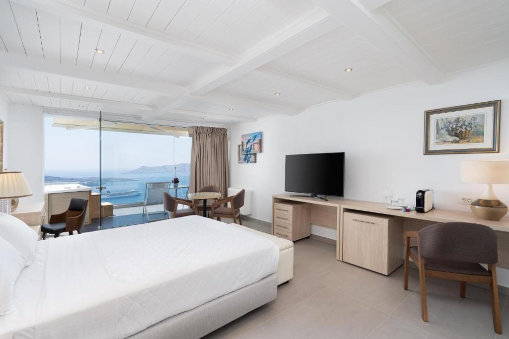 Kratiras View Luxury Suites — 5