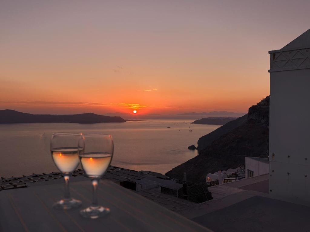 Tatakis Design Hotel, Fira