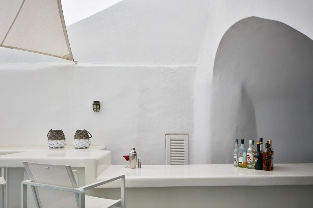 Cliff Side Suites — 5