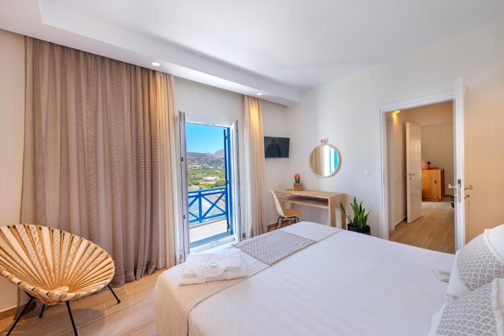 Dolphin Bay Seaside Resort & Suites — 2
