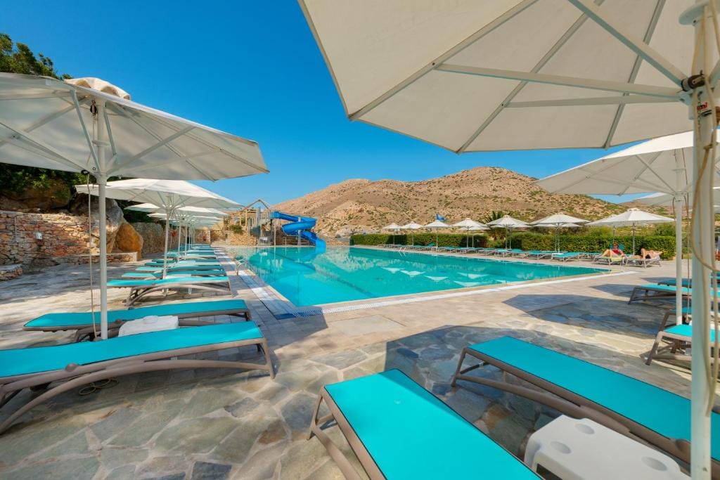 Dolphin Bay Seaside Resort & Suites — 3