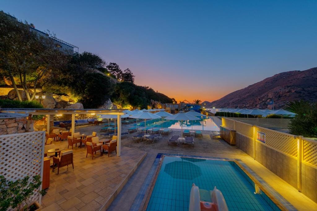 Dolphin Bay Seaside Resort & Suites — 5