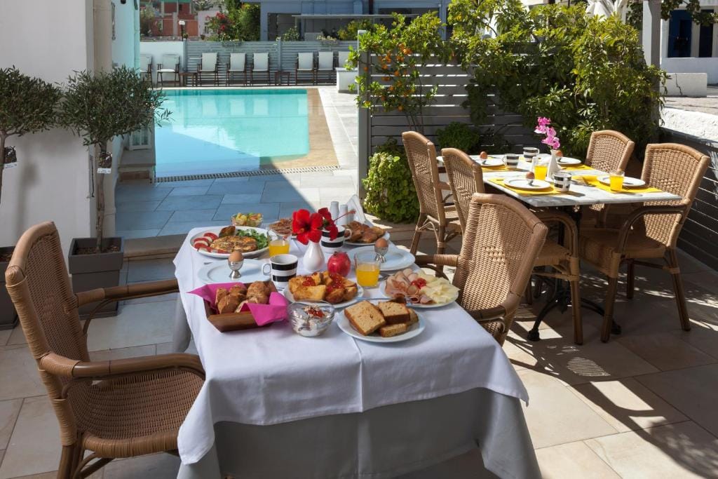 Francoise Hotel — 4