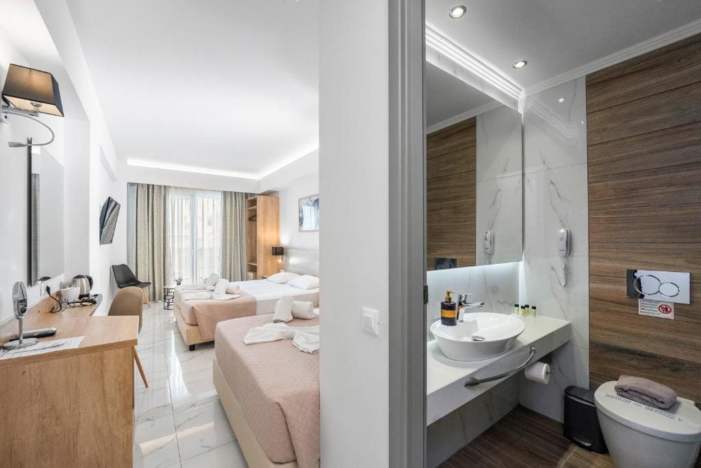 Marvel Deluxe Rooms — 3