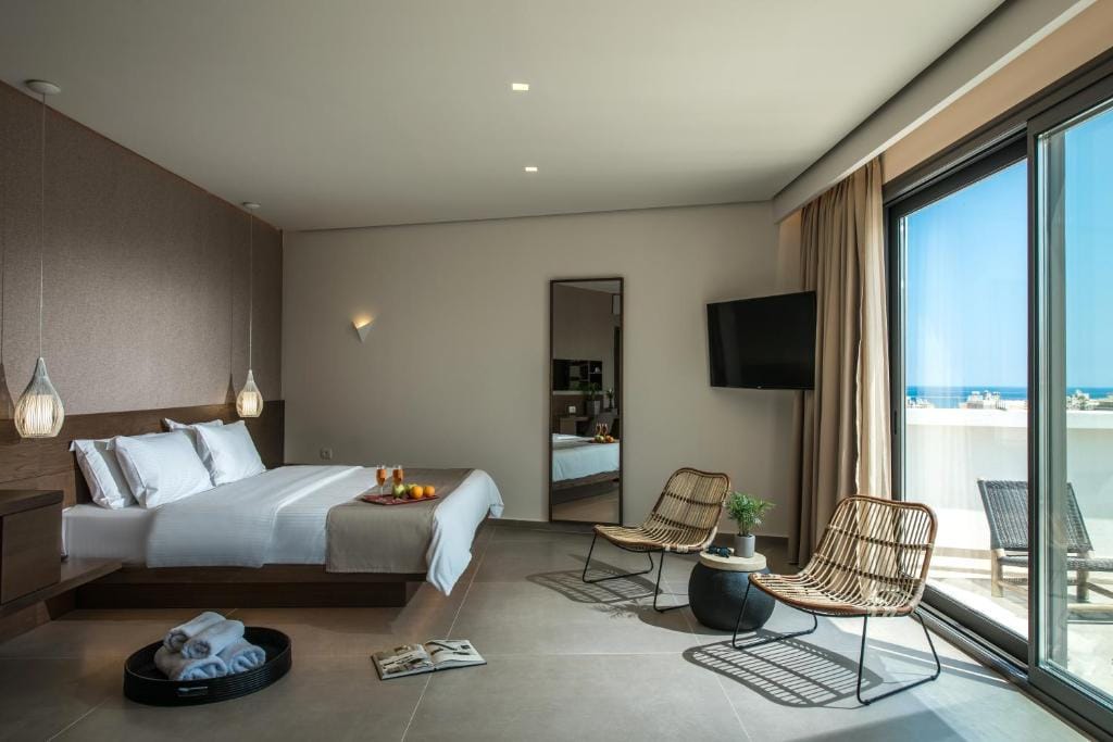 Metropole Urban Hotel — 3