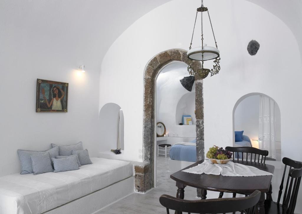 Altana Heritage Suites — 2