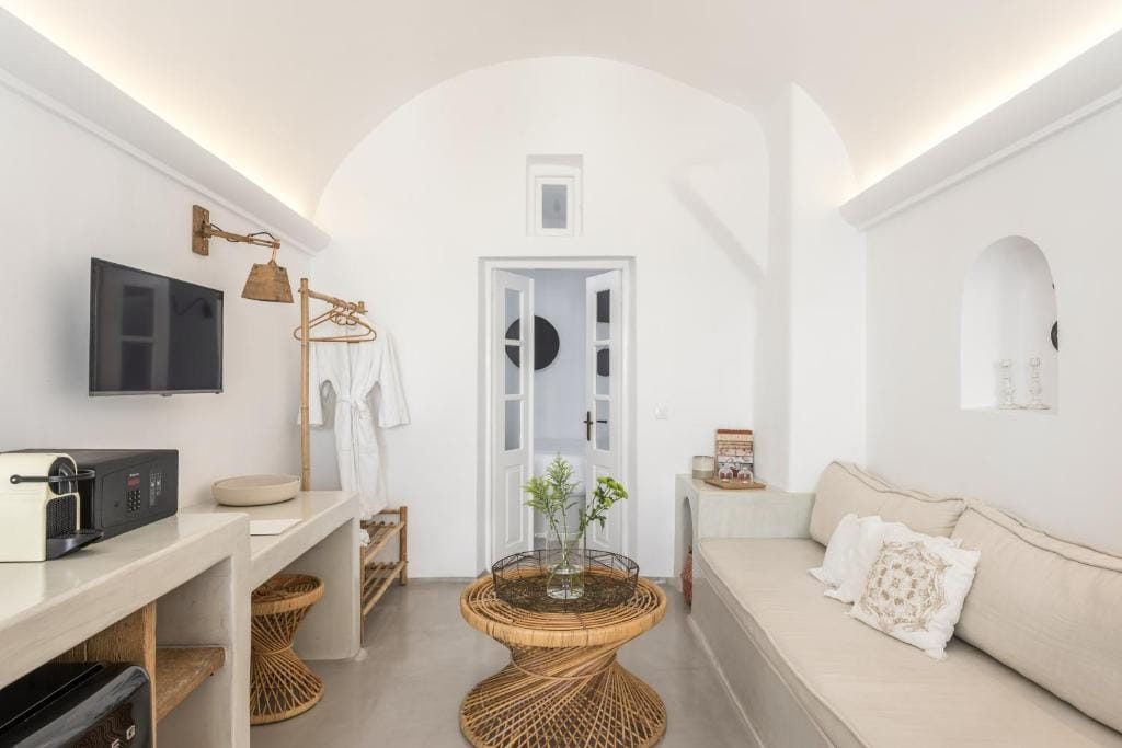 Cocoon Suites — 4