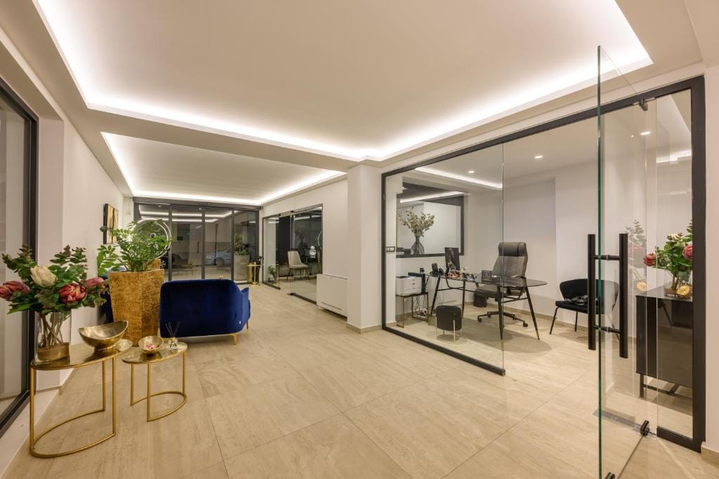 Cens Silver Suites — 4
