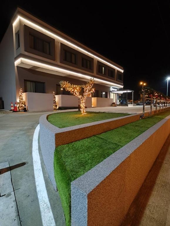 D Suites & Rooms