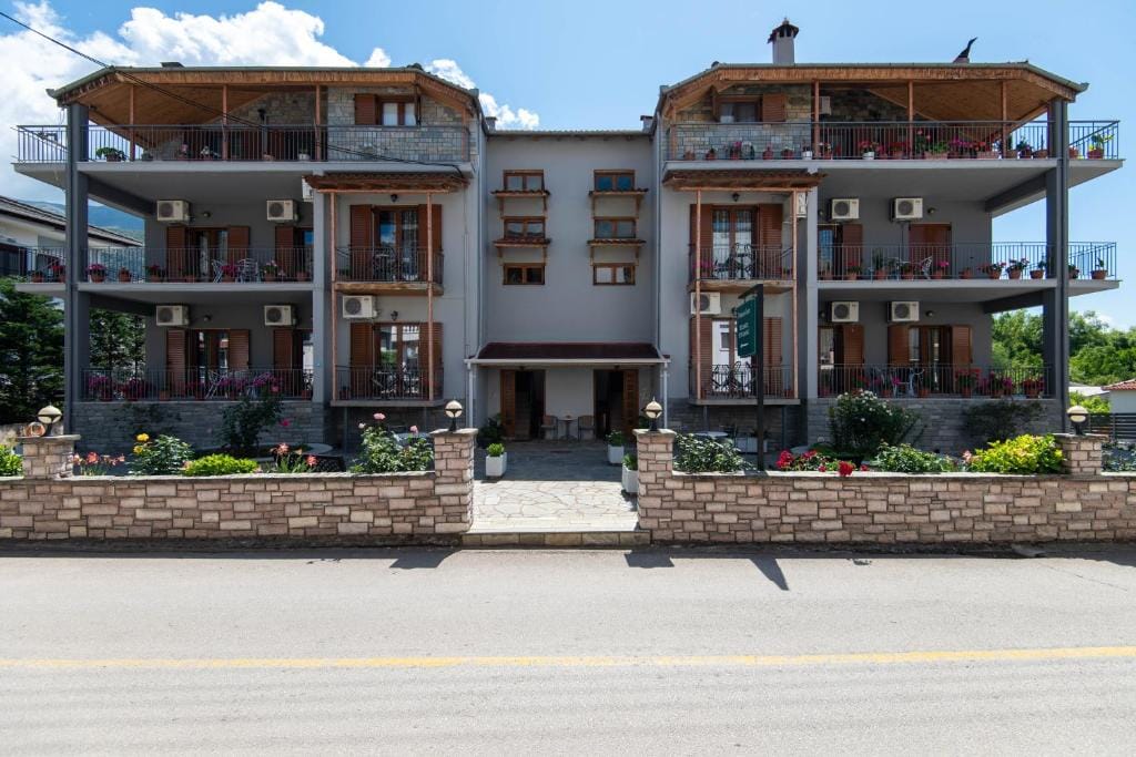 Domus Inn — 4